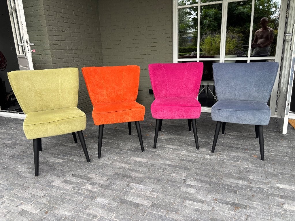 4 leuke stoelen in gezellige kleuren, Huis en Inrichting, Ophalen, Gebruikt, Overige vormen, 50 tot 100 cm