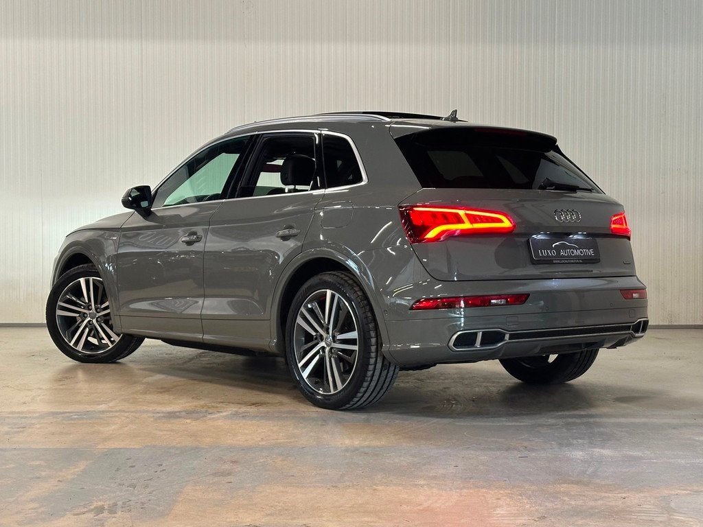 Audi Q5 55 TFSI e Quattro Competition | PANO | S--LINE | NAR, Auto's, Audi, Automaat, Euro 6, 4 cilinders, Plug-in hybride