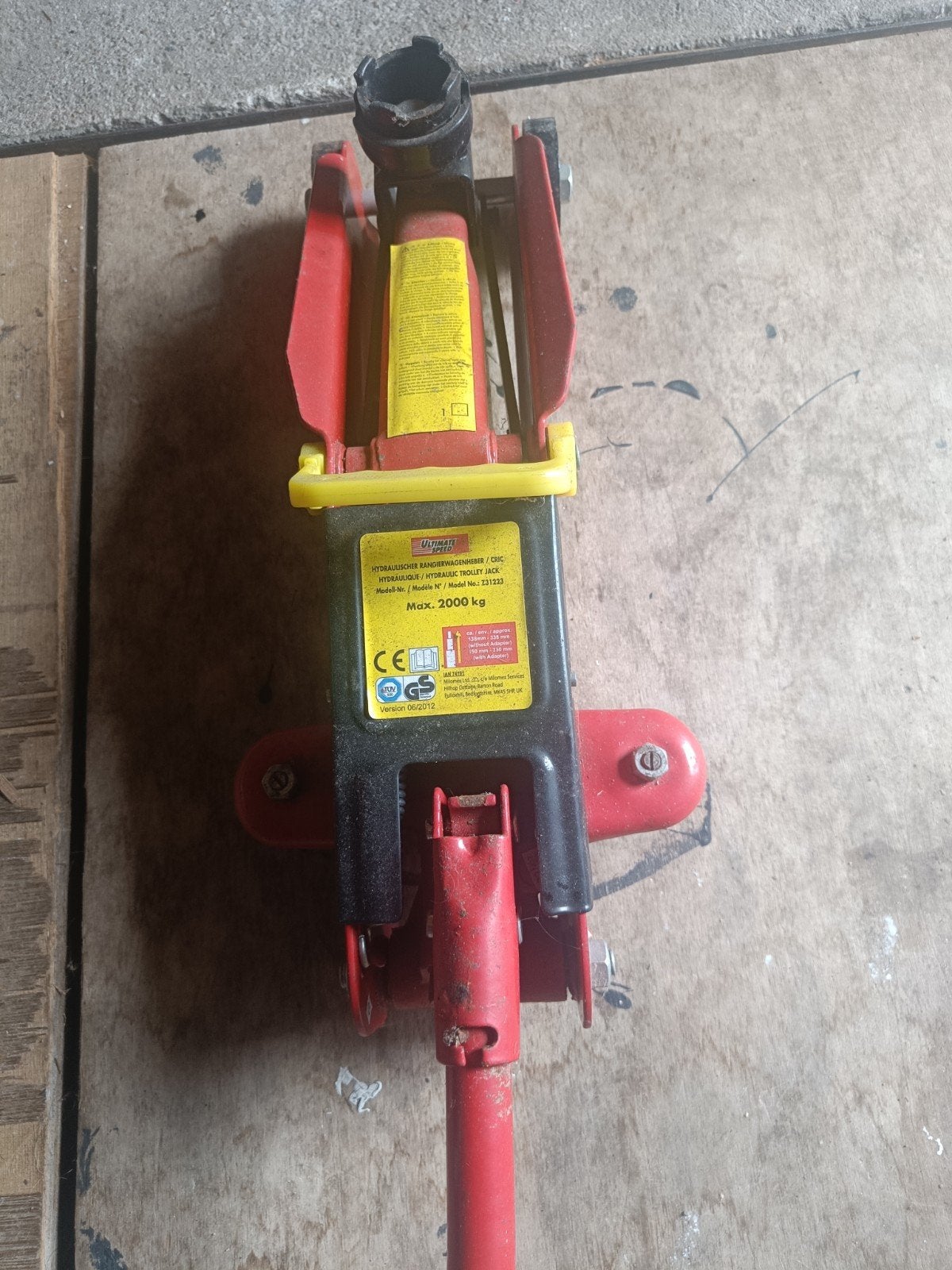 Hydraulische autokrik 2000 kg - Draagbaar, Ophalen, Gebruikt, Hydraulisch, Garagekrik