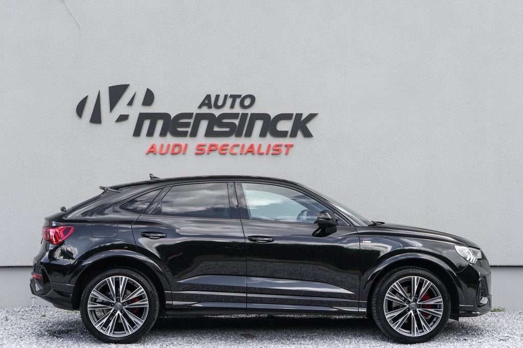 Audi Q3 Sportback 45 TFSI e / 2x S-line/ Virtual Cockpit/ To, Auto's, Gebruikt, Zwart, SUV of Terreinwagen, Geïmporteerd