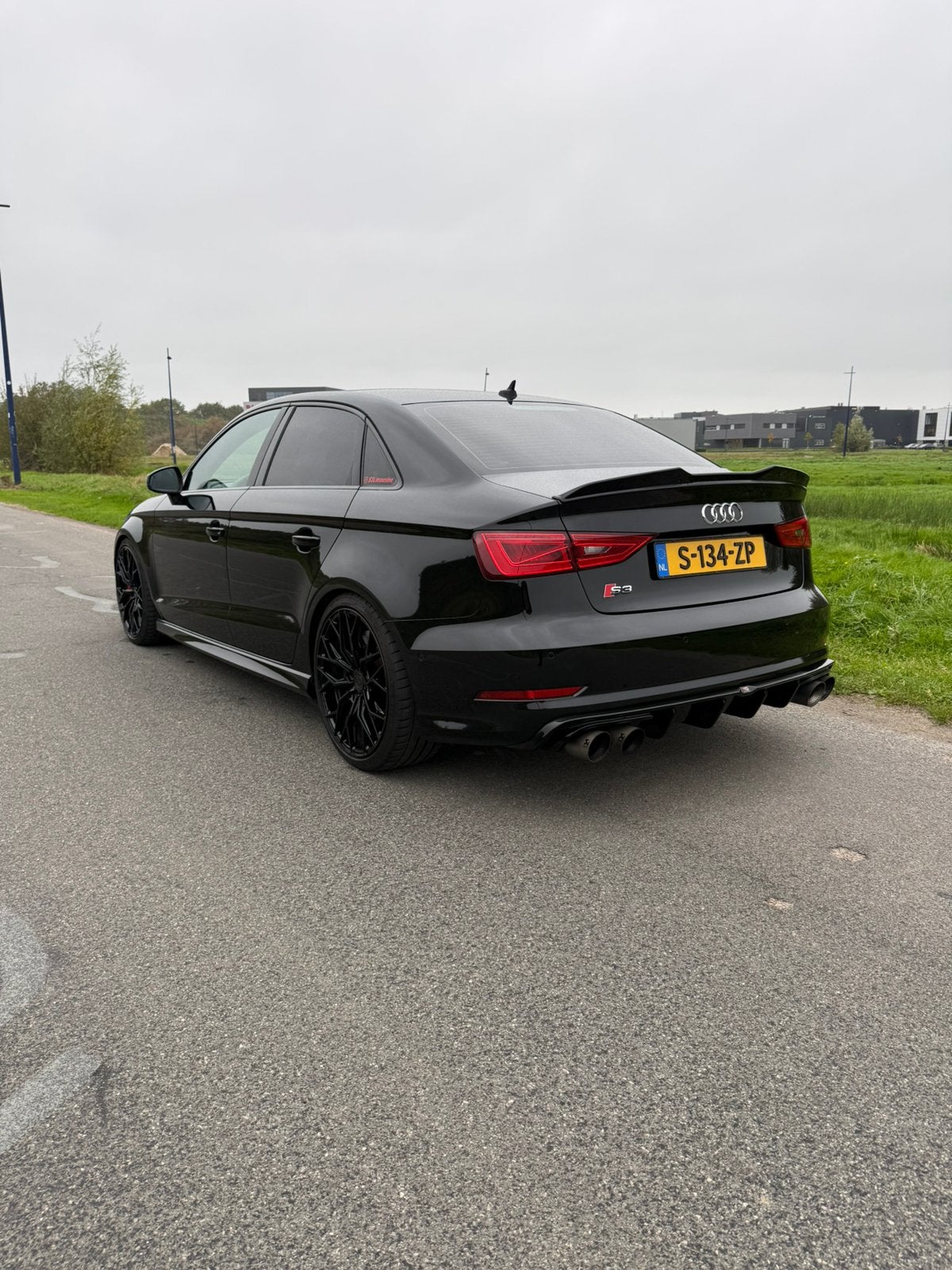 Audi S3 Limousine Quattro NL/DE historie akrapovic, Auto's, Automaat, S3, 4 cilinders, 1984 cc