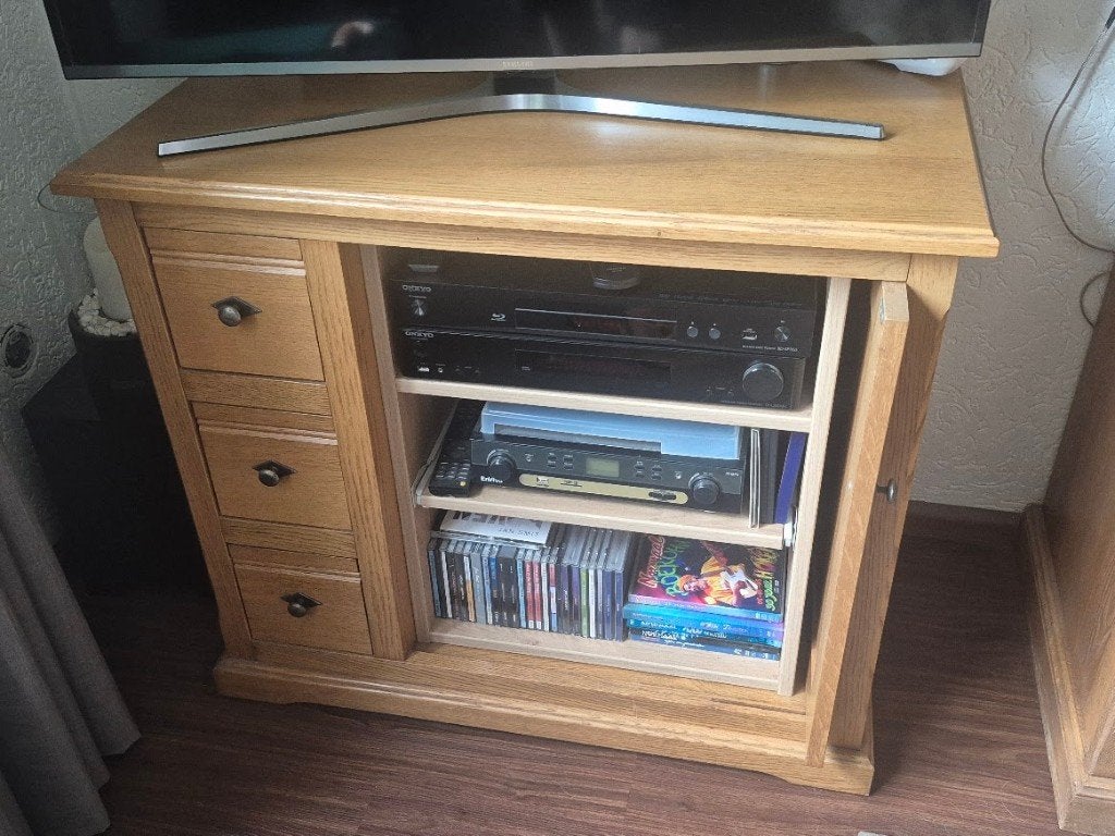GRATIS  Blank Eiken TV kast, Ophalen, Gebruikt, Eikenhout, 50 tot 100 cm