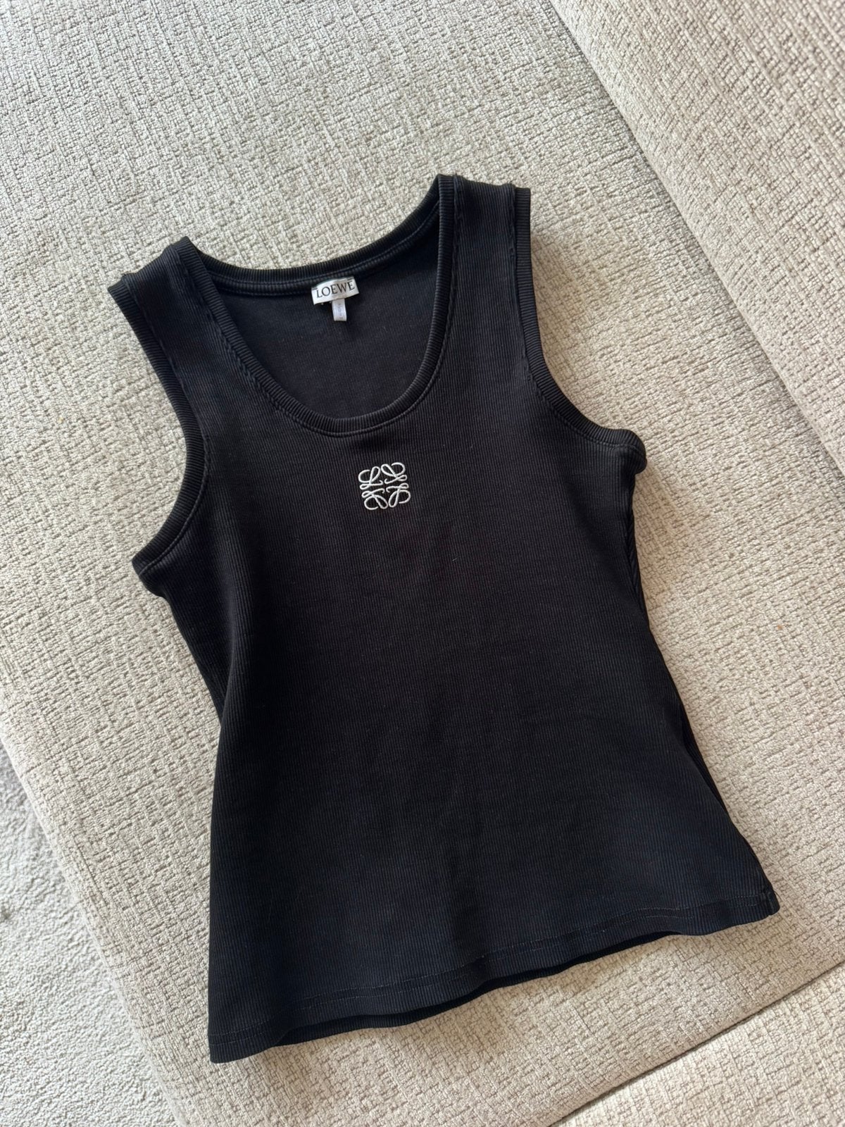 Loewe top, Kleding | Dames, Tops, Ophalen of Verzenden, Zo goed als nieuw, Zonder mouw