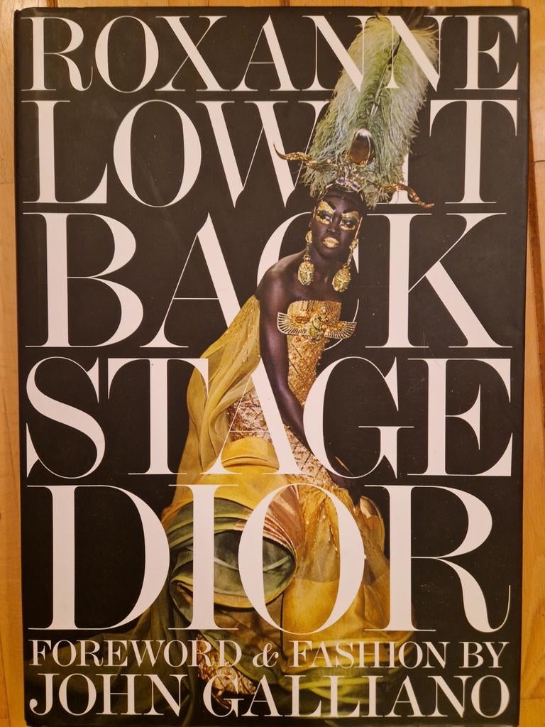 Backstage Dior, Roxanne Lowit, John Galliano, Ophalen of Verzenden, Zo goed als nieuw, Mode algemeen