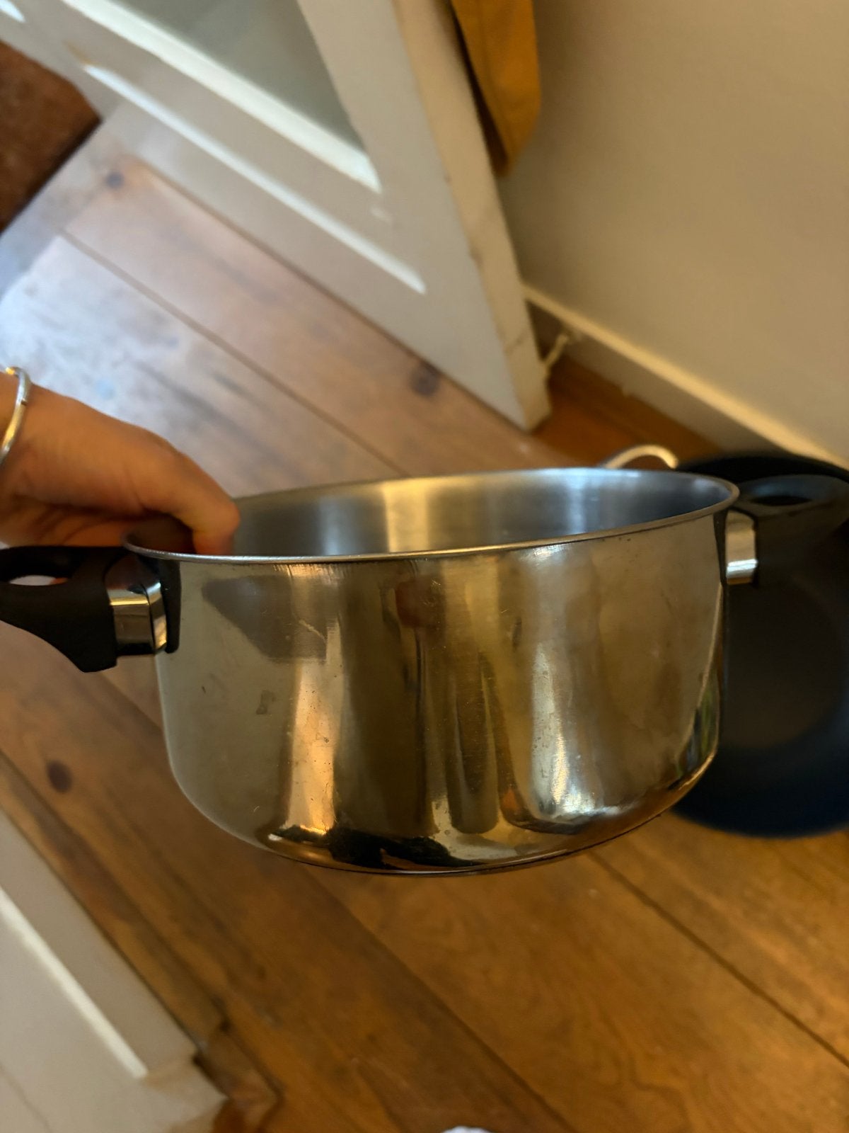 RVS Kookpan en Indiase kruidenpot, Ophalen, Gebruikt, Met handvatten, Rvs