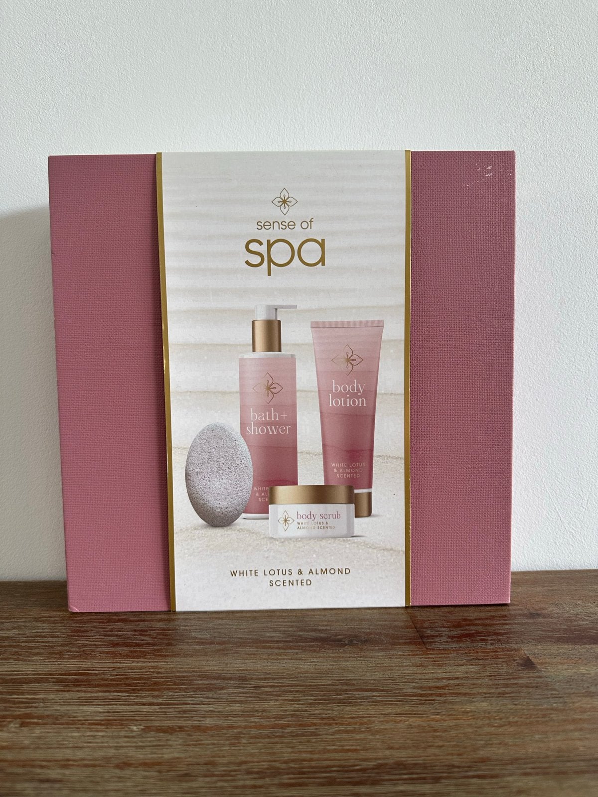 Sense of Spa Geschenkset - White Lotus & Almond, Ophalen of Verzenden, Nieuw, Bad & Douche