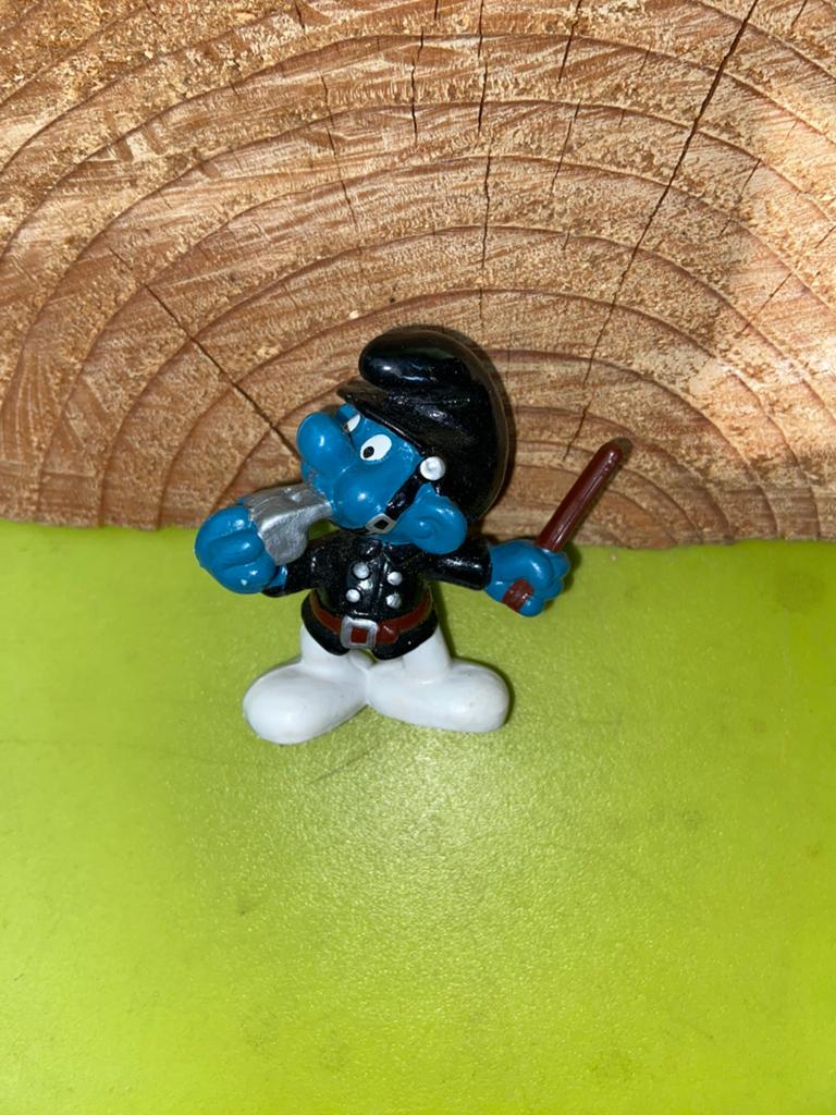 Smurfen politie smurf zwart, Verzamelen, Ophalen of Verzenden, Gebruikt, Verschillende Smurfen