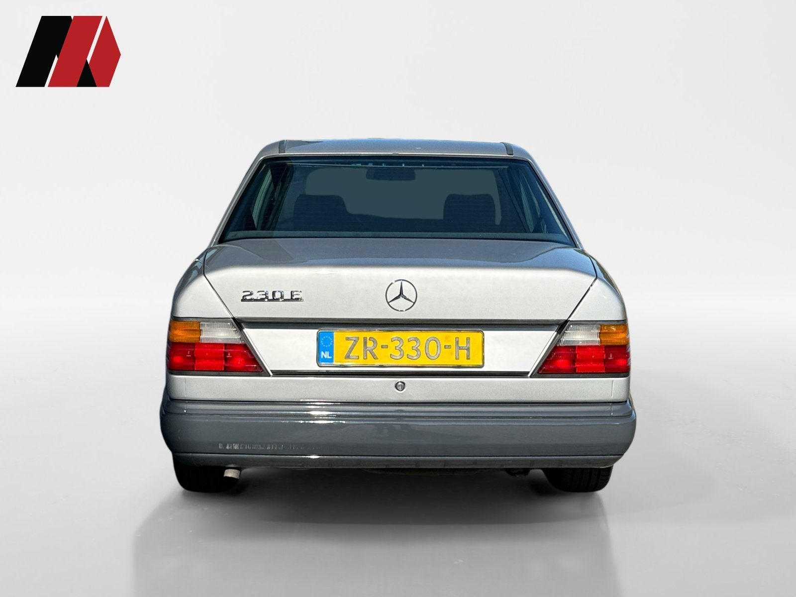 Mercedes-Benz 200-500 (W124) 230 E | Automaat | Oldtimer, foto 7
