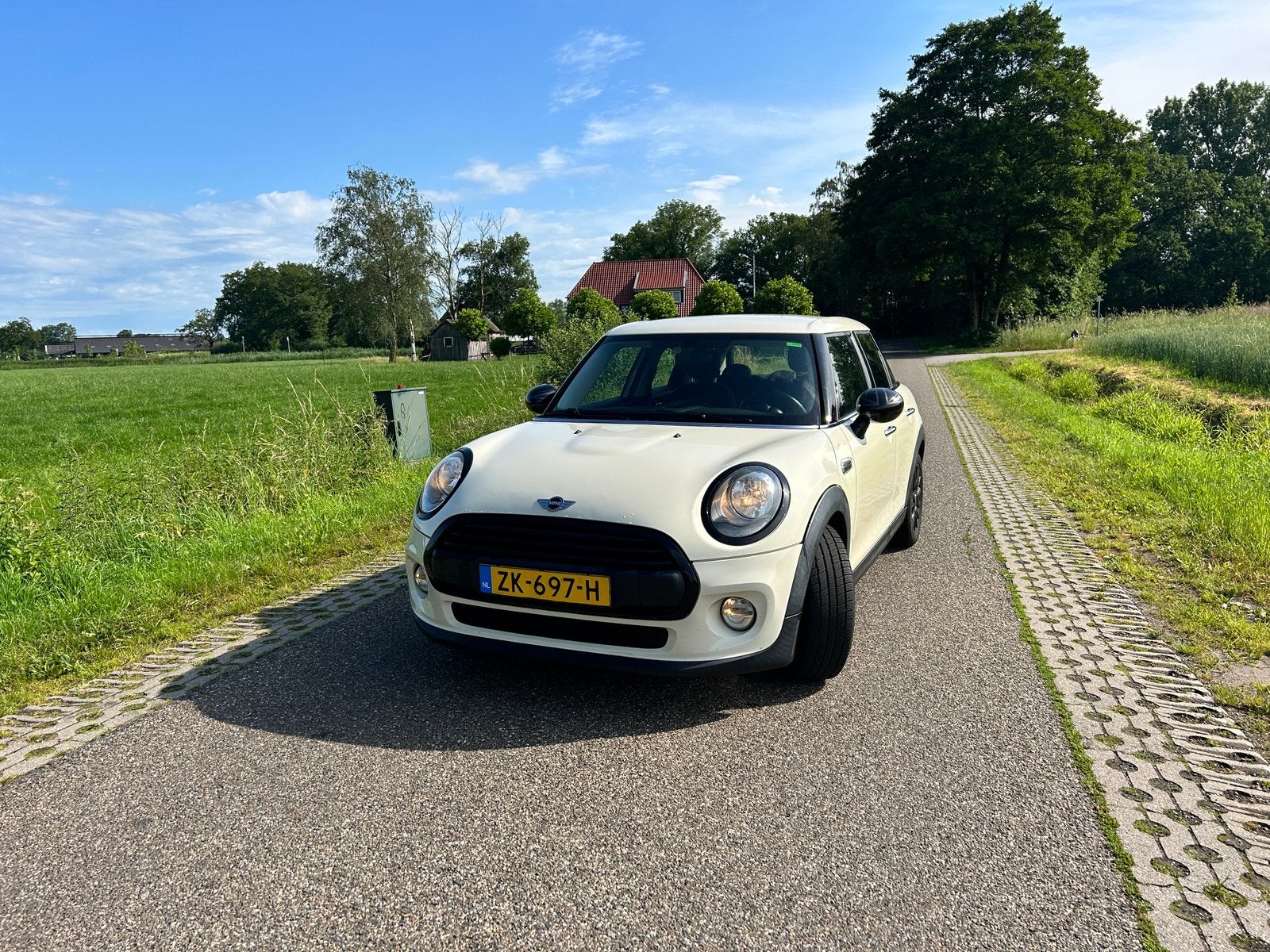Mini 1.2 ONE 2015 Wit, Auto's, Mini, Particulier, One, Airbags, Airconditioning, Bluetooth, Centrale vergrendeling, Cruise Control
