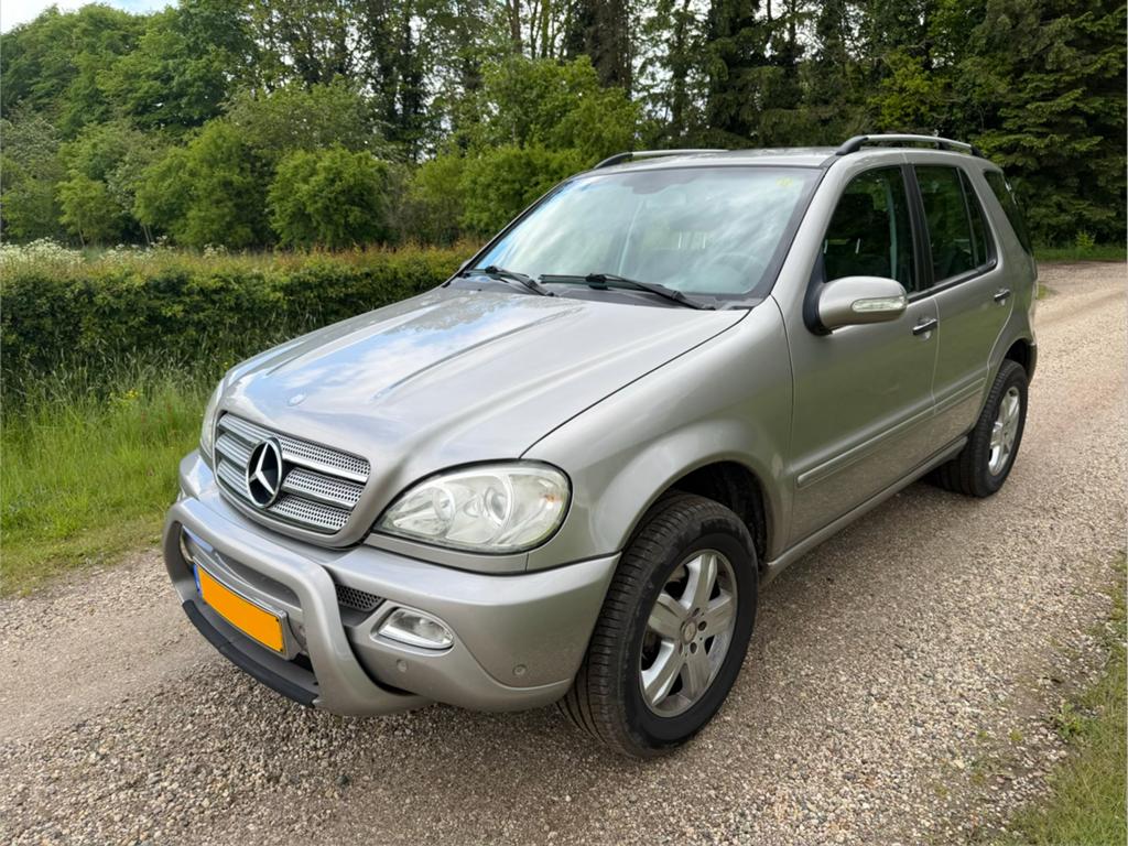 Mercedes-Benz M-Klasse 2.7 CDI Ml270 4MATIC AUT 2004 Grijs, Auto's, Mercedes-Benz, Automaat, 255 €/maand, 7 stoelen, Diesel