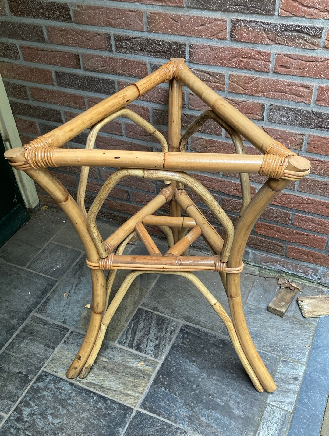 Rotan Tafel onderstel 70 cm. hoog, Ophalen, Tafelpoot, 50 tot 100 cm, Zo goed als nieuw