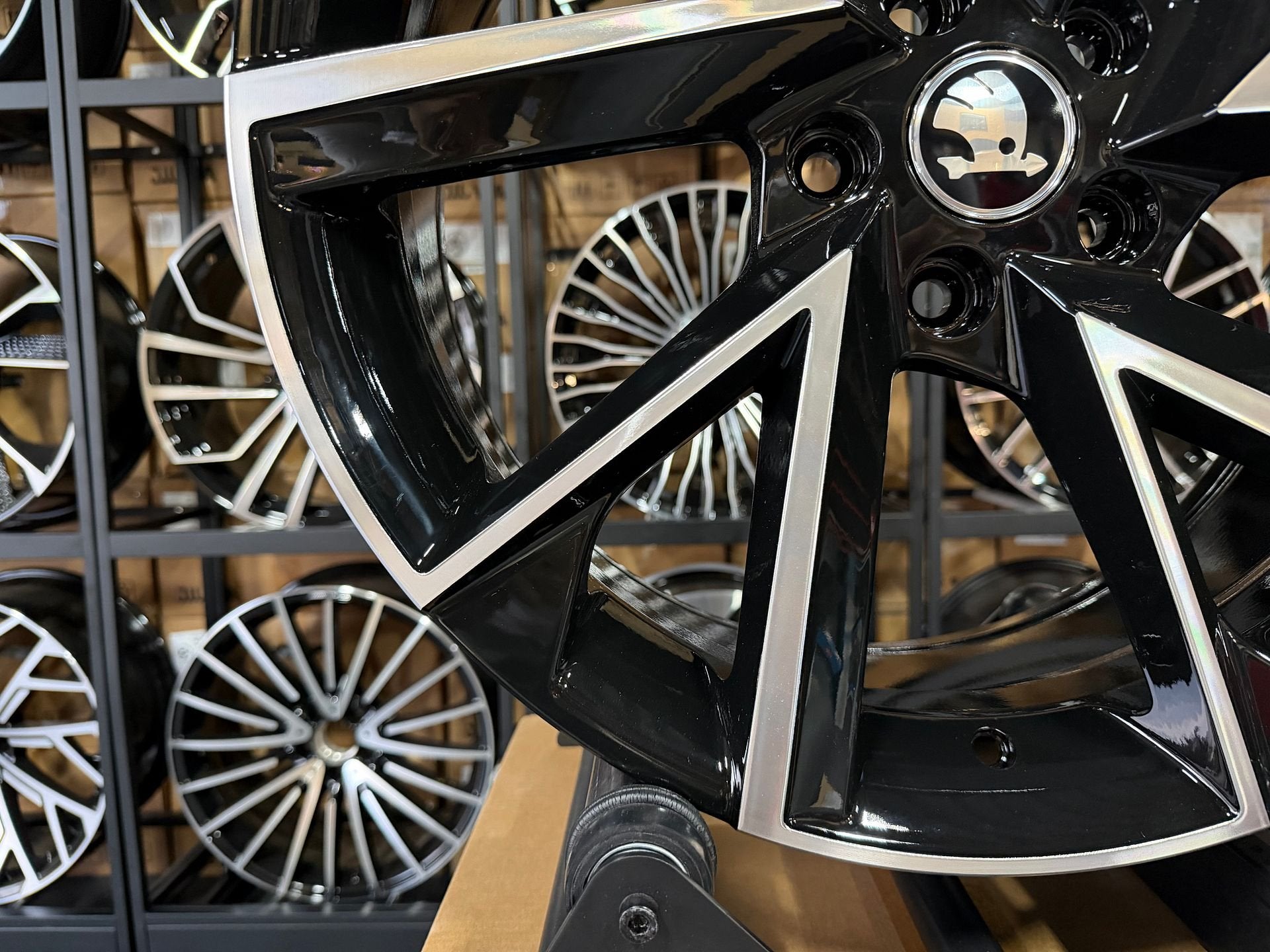 19" SKODA RS Look Sportvelgen SKODA OCTAVIA KODIAQ KAROQ VW, Auto-onderdelen, Banden en Velgen, Velg(en), -, -, Nieuw