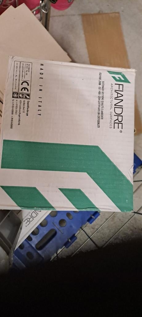 Gratis af te halen:vloertegels, Computers en Software, Ophalen of Verzenden, Nieuw