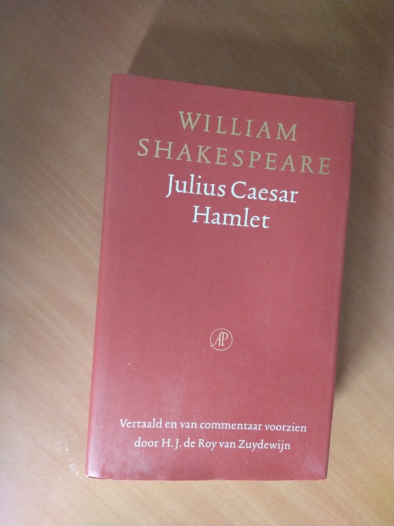 Shakespeare, William. Julius Caesar. Hamlet, Ophalen of Verzenden, Zo goed als nieuw