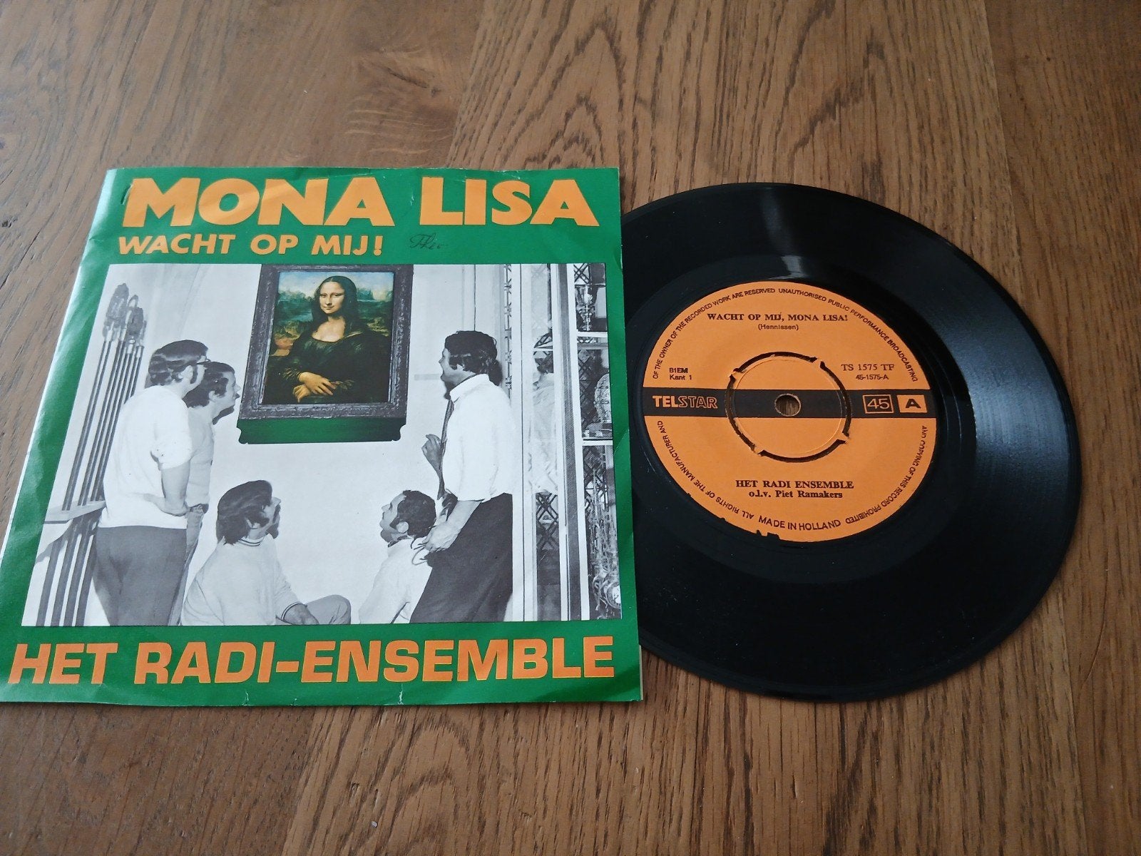VINYL SINGLE   HET RADI ENSEMBLE   1970, Cd's en Dvd's, Overige formaten, Ophalen of Verzenden, Levenslied of Smartlap, 1970 - 1979