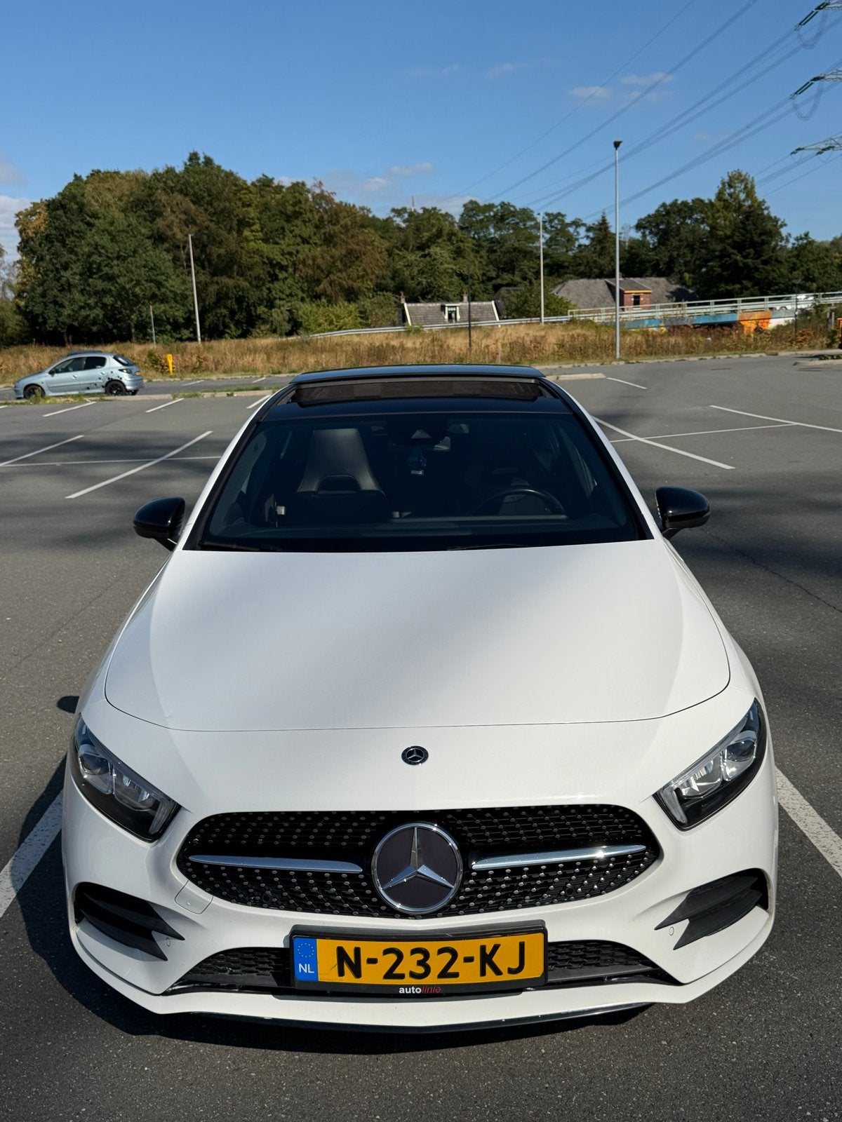 Mercedes A250 AMG Night | 224 PK | Panoramadak | 2018, Auto's, Mercedes-Benz, 4 cilinders, Wit, 75 €/maand, Particulier
