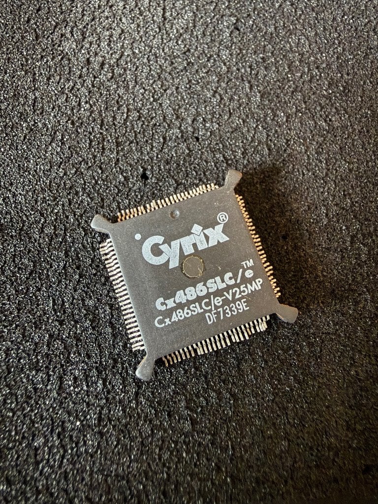 Cyrix Cx486SLC/e-V25MP processor voor verzamelaars, Ophalen of Verzenden, Cyrix