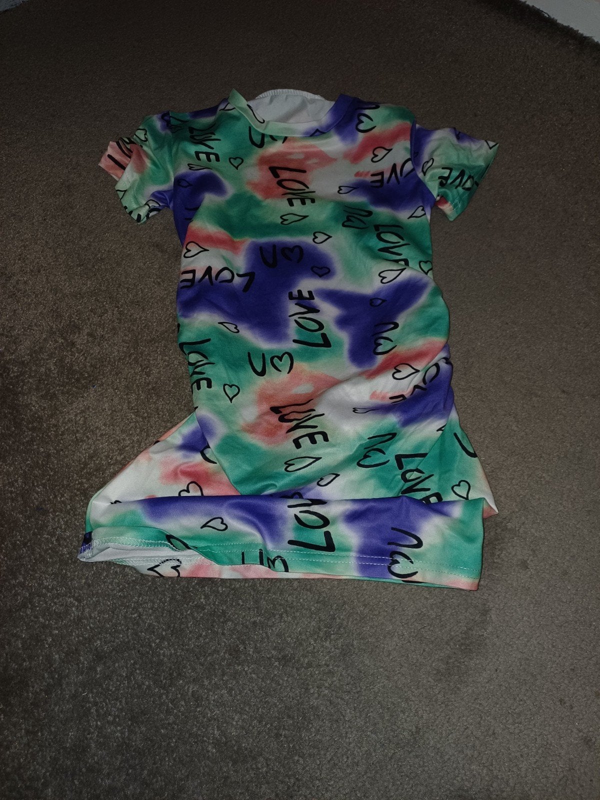 Jurkje tie-dye 'love' & Zwarte jumpsuit goud (Nieuw), Ophalen of Verzenden, Nieuw, Meisje, Setje