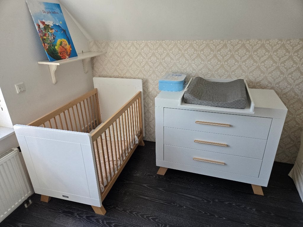 Bopita set LISA bed + commode & barrier, nieuwstaat, Kinderen en Baby's, Ophalen, Zo goed als nieuw, Ledikant
