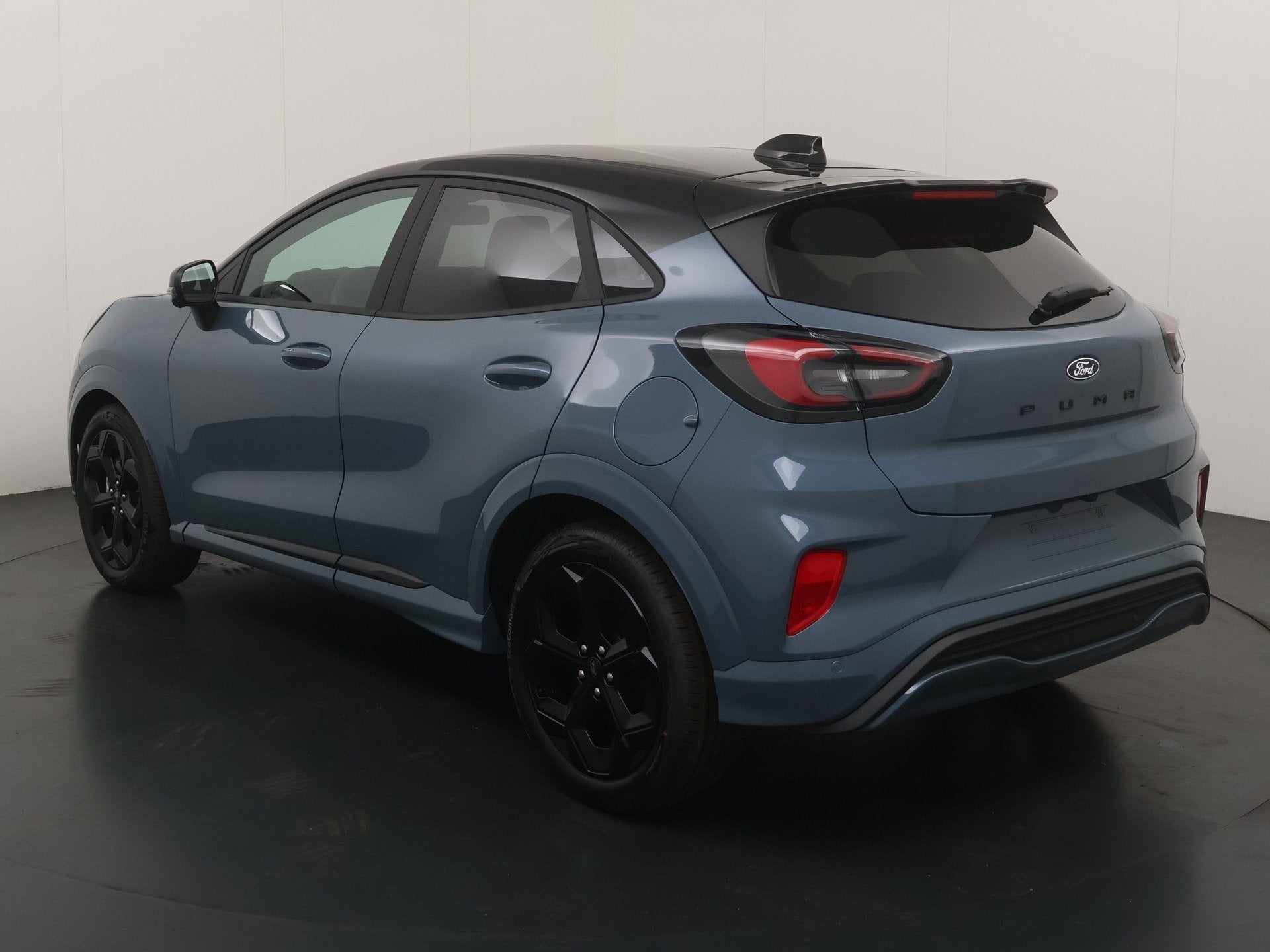 Ford Puma EcoBoost Hybrid 125pk BlueCruise Edition | Adapt C, Auto's, Dealer onderhouden, 125 pk, Puma, Blauw