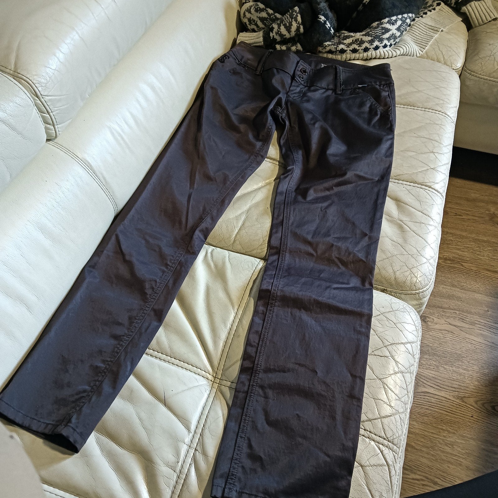 Freesoul broek maat 27 (S) - Donkergrijs/Bruin, Kleding | Dames, Freesoul, Ophalen of Verzenden, Zo goed als nieuw, Maat 36 (S)