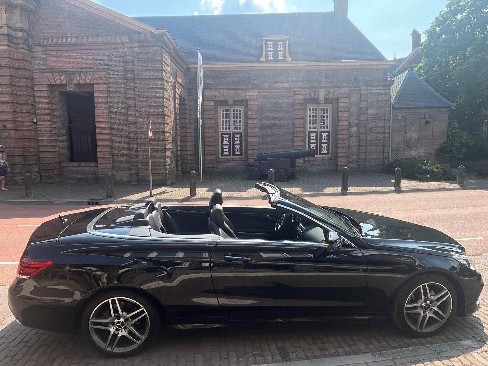 Mercedes-Benz E-Klasse E200 Cabrio A7 2016 Zwart, Auto's, Mercedes-Benz, 1800 kg, 4 cilinders, Cabriolet, 4 stoelen