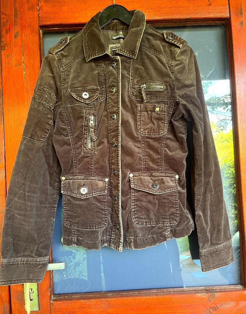 Leuke bruine jas met veel zakken 36/38 nu voor 24,99€, Bruin, Ophalen of Verzenden, Maat 36 (S), Gedragen