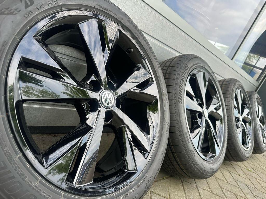 20 inch Volkswagen ID6 ID5 ID4 X Crozz EV velgen zomerbanden, Auto-onderdelen, Banden en Velgen, Bestelwagen, -, -, Banden en Velgen