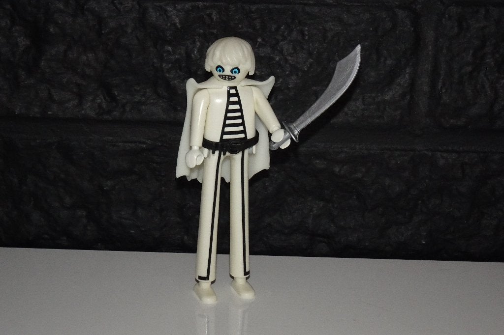 09 - Spook piraat met lange benen 6840 - Serie 10, Ophalen of Verzenden