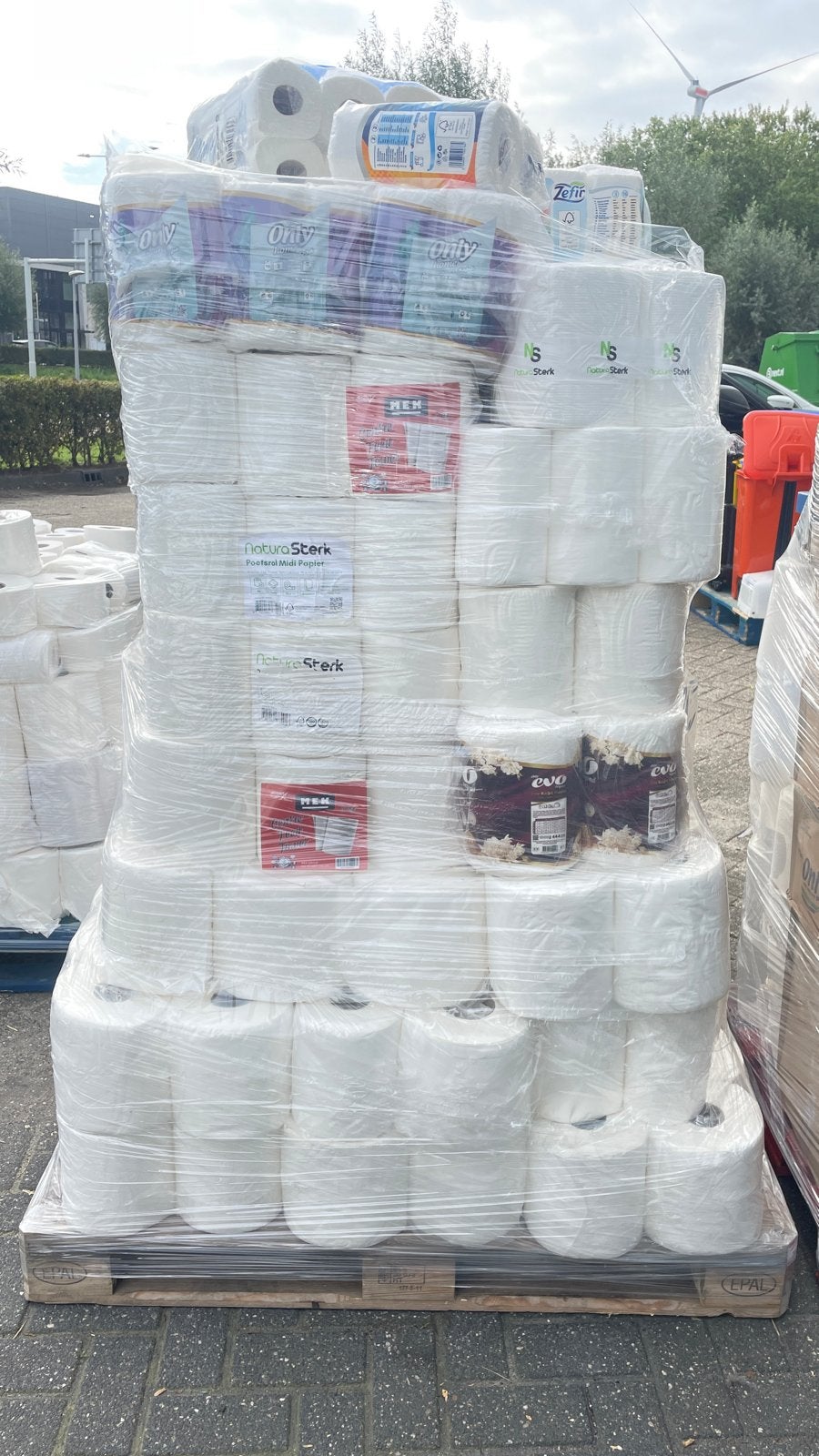 Een pallet wc-papier, Diversen, Ophalen of Verzenden, Zo goed als nieuw