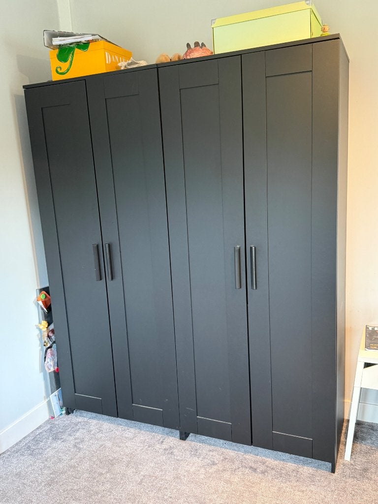 2x Brimnes kledingkast, Ophalen, Gebruikt, 100 tot 150 cm, Met plank(en)