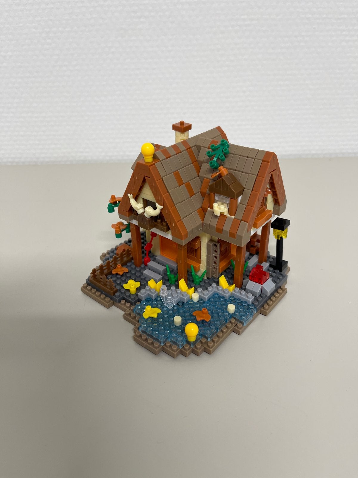 Forest Log Cabin Bouwpakket - Mini Bouwstenen, Ophalen of Verzenden, Zo goed als nieuw, Overige merken