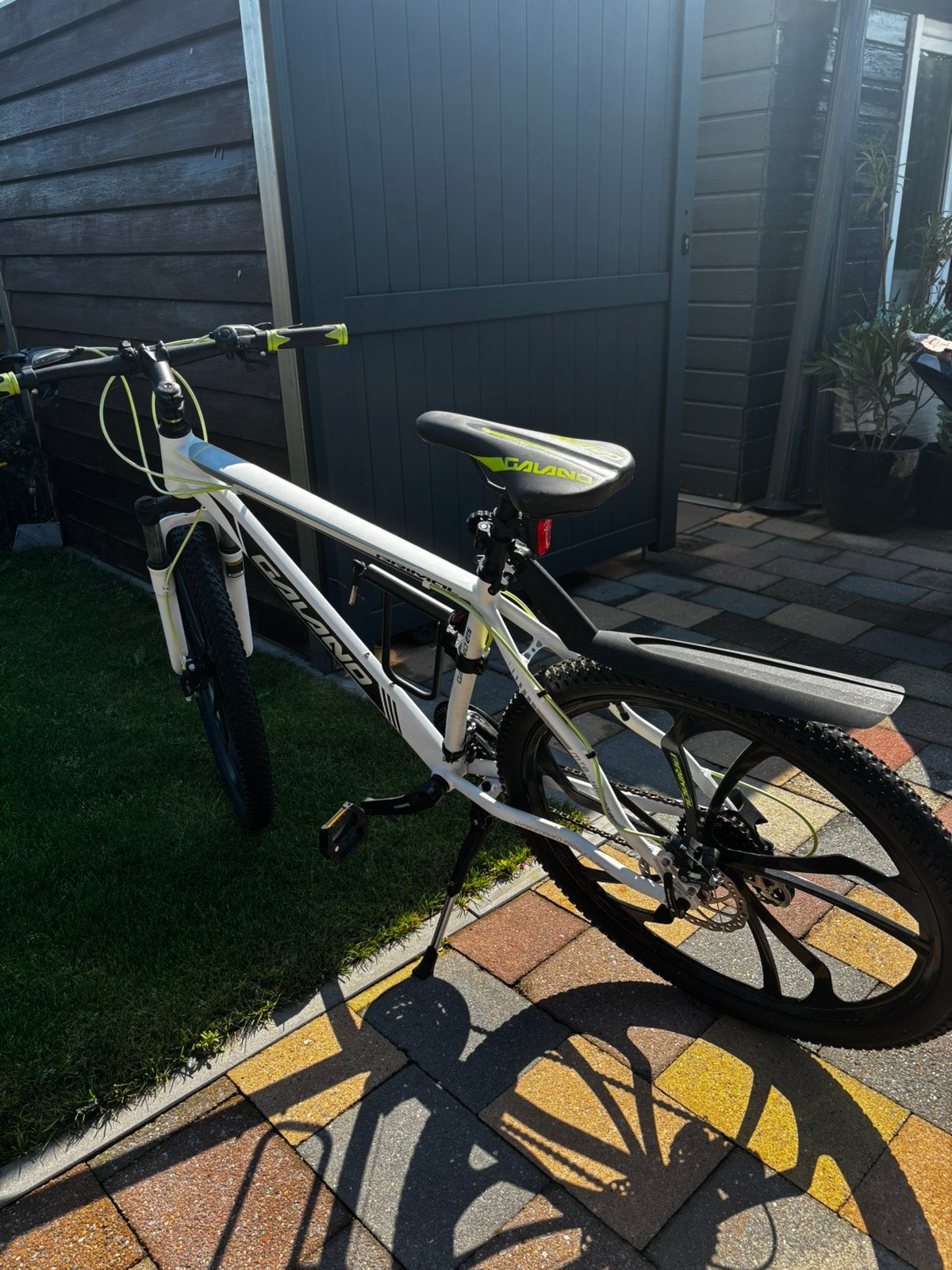 Crossfiets merk galand, Fietsen en Brommers, Fietsen | Crossfietsen en BMX, Ophalen, Zo goed als nieuw, Staal, 24 inch of meer