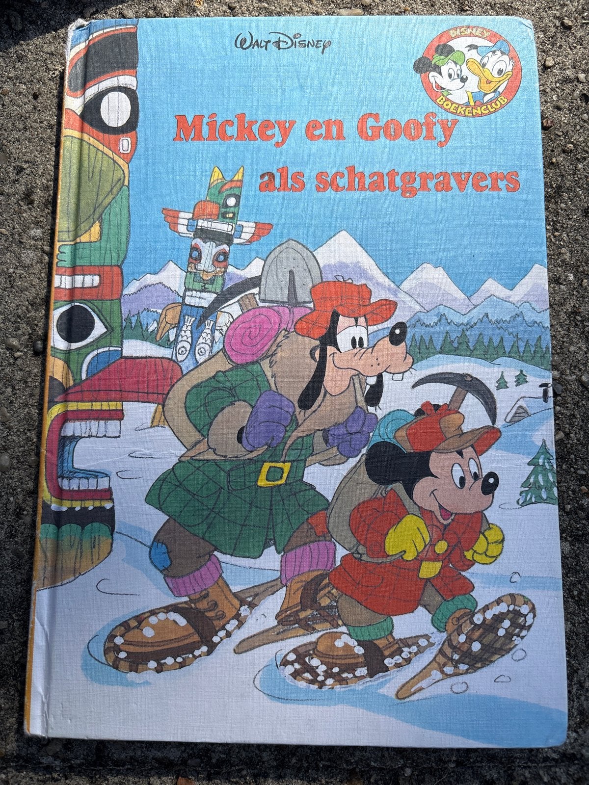Mickey en Goofy als schatgravers - Disney Boekenclub, Ophalen of Verzenden, Gelezen, Fictie algemeen