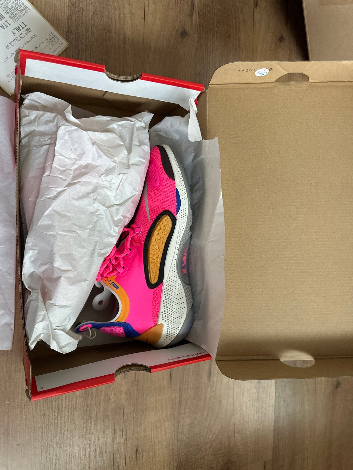 Foto 2 van Nieuwe Nike Joyride CC3 Setter - Heren UK 5 / Dames UK 4.5
