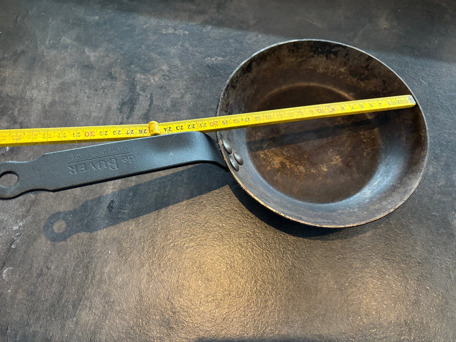 De Buyer plaatstaal koekenpan 20 cm - reeds ingebrand, Huis en Inrichting, Gebruikt, De Buyer, Ophalen of Verzenden, Overige materialen
