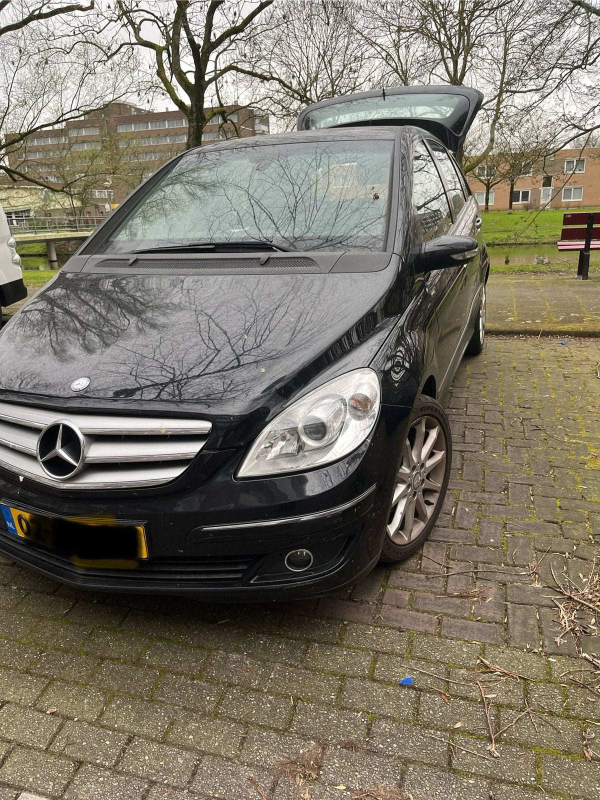 Te koop Mercedes-Benz B-Klasse 5DRS 2007 Zwart, Voorwielaandrijving, 4 cilinders, 1210 kg, Zwart