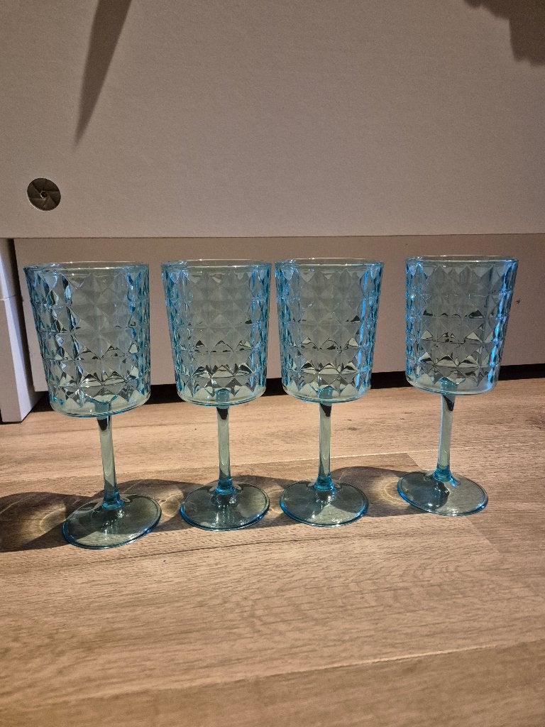 Wijnglazen plastic GRATIS, Ophalen, Zo goed als nieuw