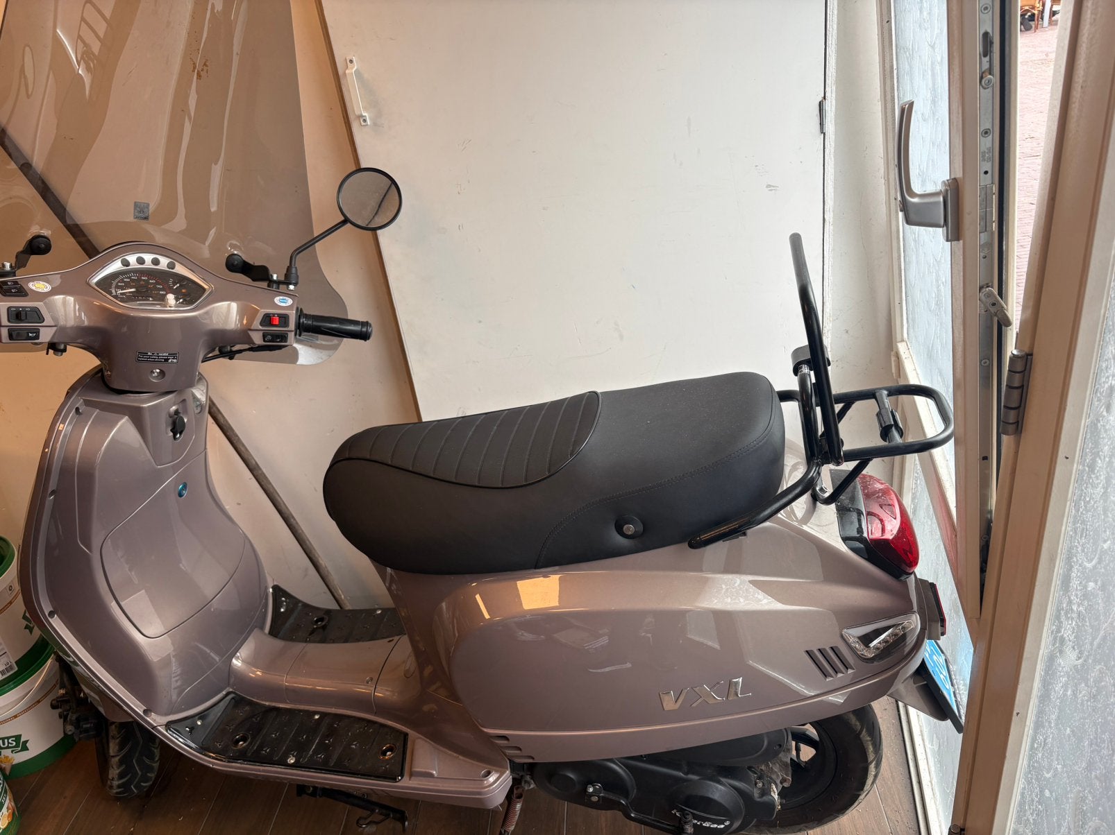 La Souris scooter, Fietsen en Brommers, Ophalen of Verzenden, Zo goed als nieuw, Benzine, Overige merken