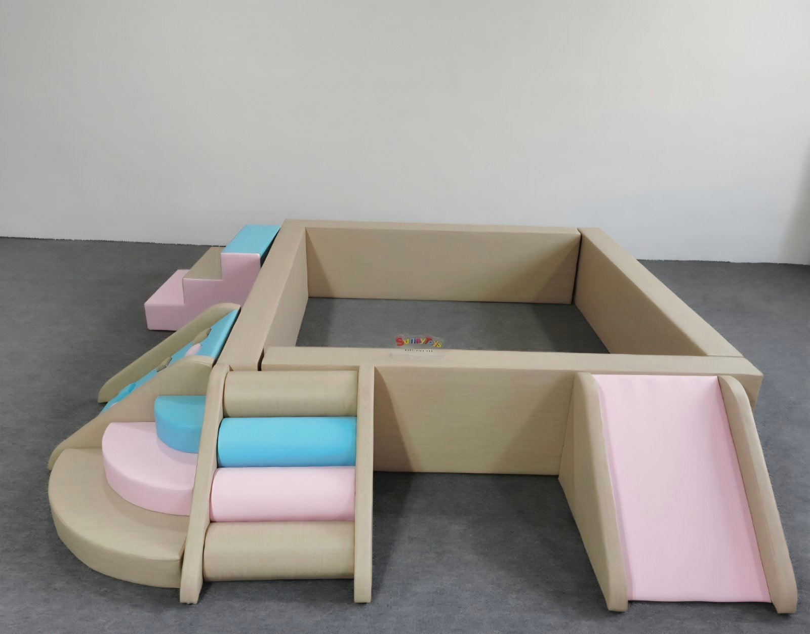 Softplay ballenbak met klim en glij toestellen nieuw, Ophalen, Nieuw