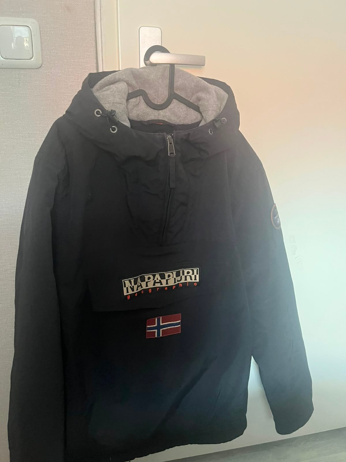 winterjas, Ophalen, Zo goed als nieuw, Maat 56/58 (XL)
