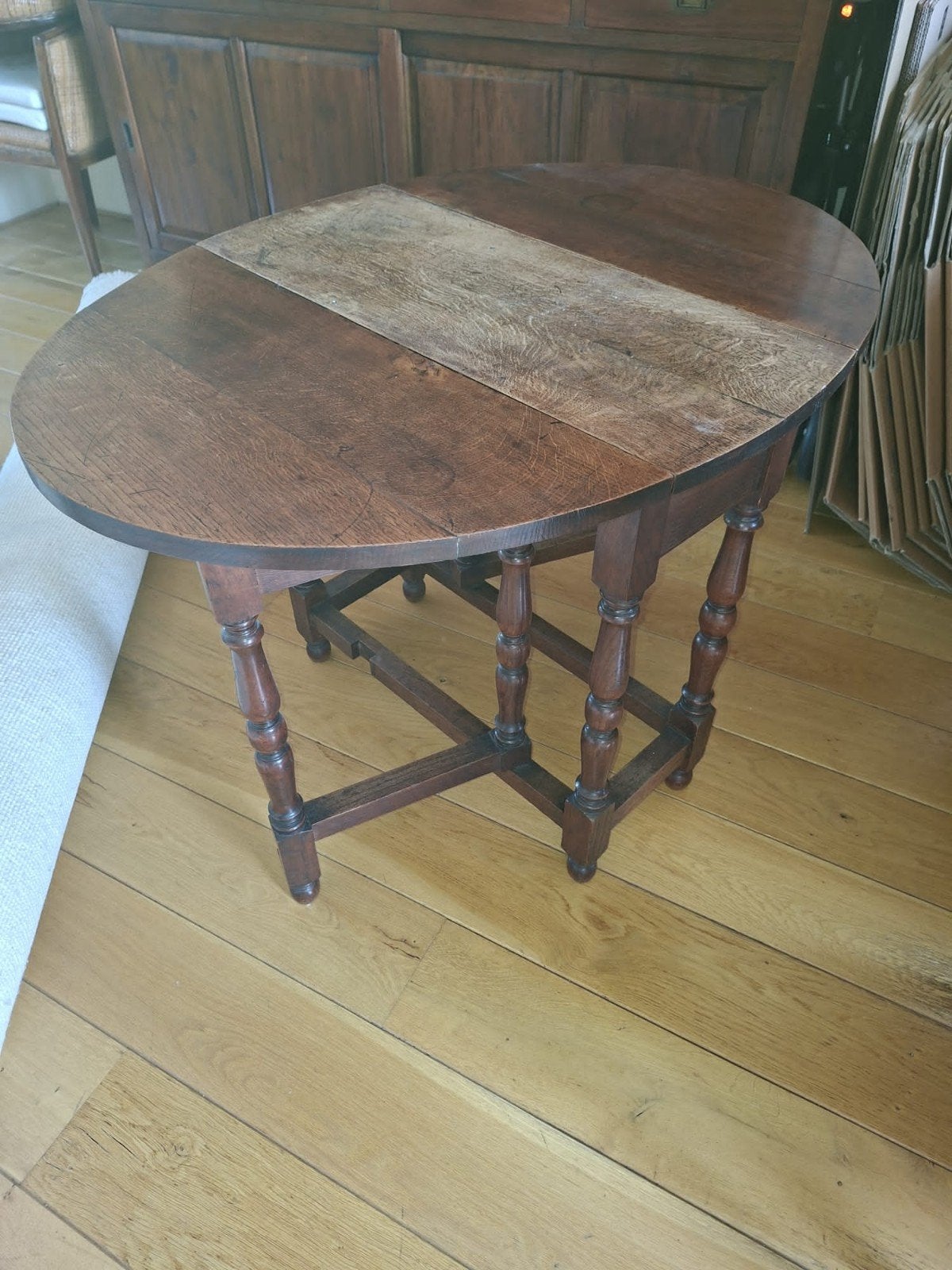 Antieke ovalen hangoor tafel, Ophalen