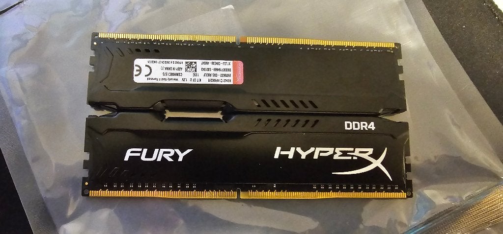 Kingston HyperX Fury 8GB DDR4 (2x4), Computers en Software, RAM geheugen, Ophalen, DDR4, 8 GB, Zo goed als nieuw