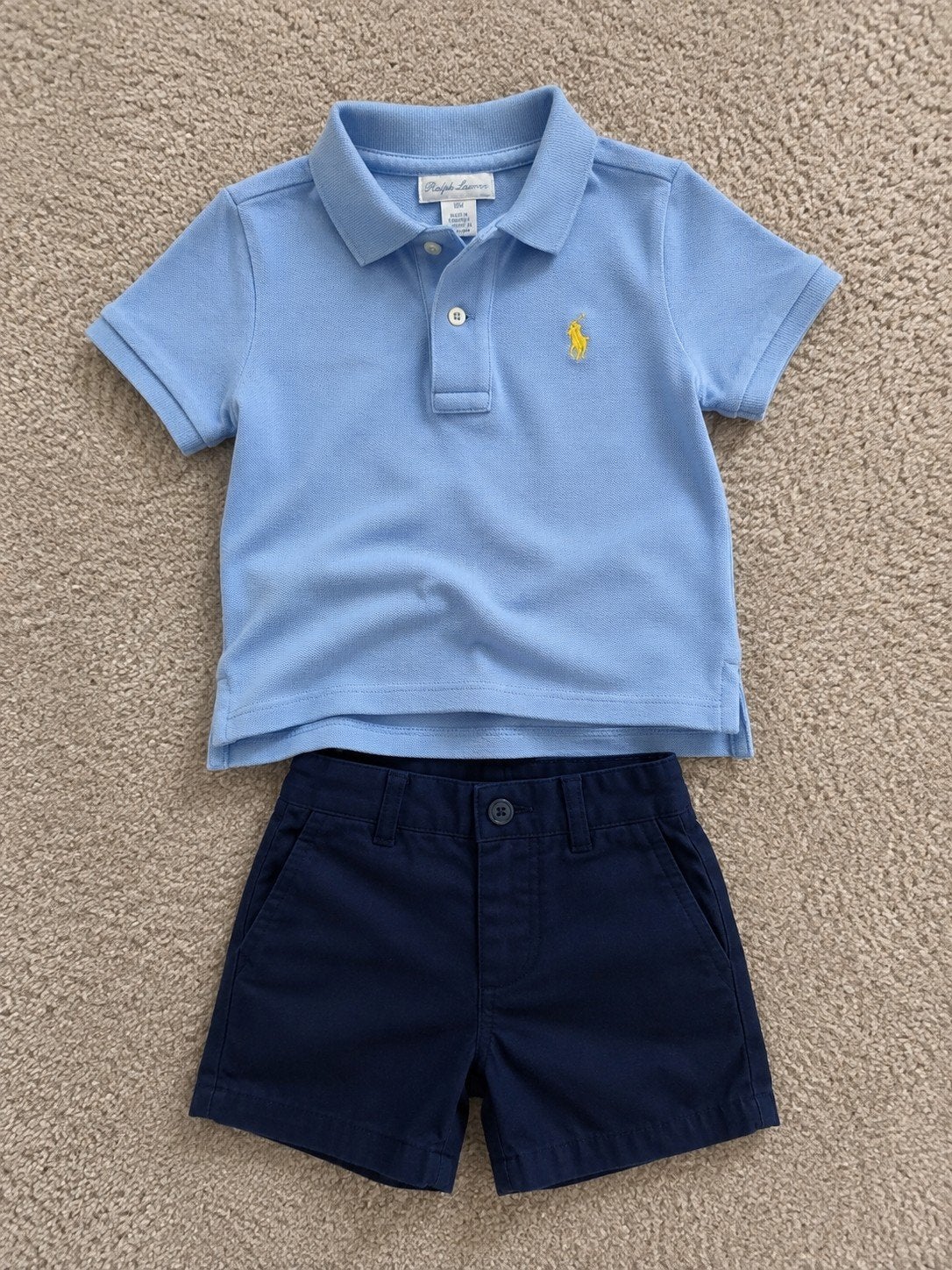 Ralph Lauren setje: polo + short, maat 86 (18m)., Kinderen en Baby's, Babykleding | Maat 86, Verzenden, Zo goed als nieuw, Polo Ralph Lauren