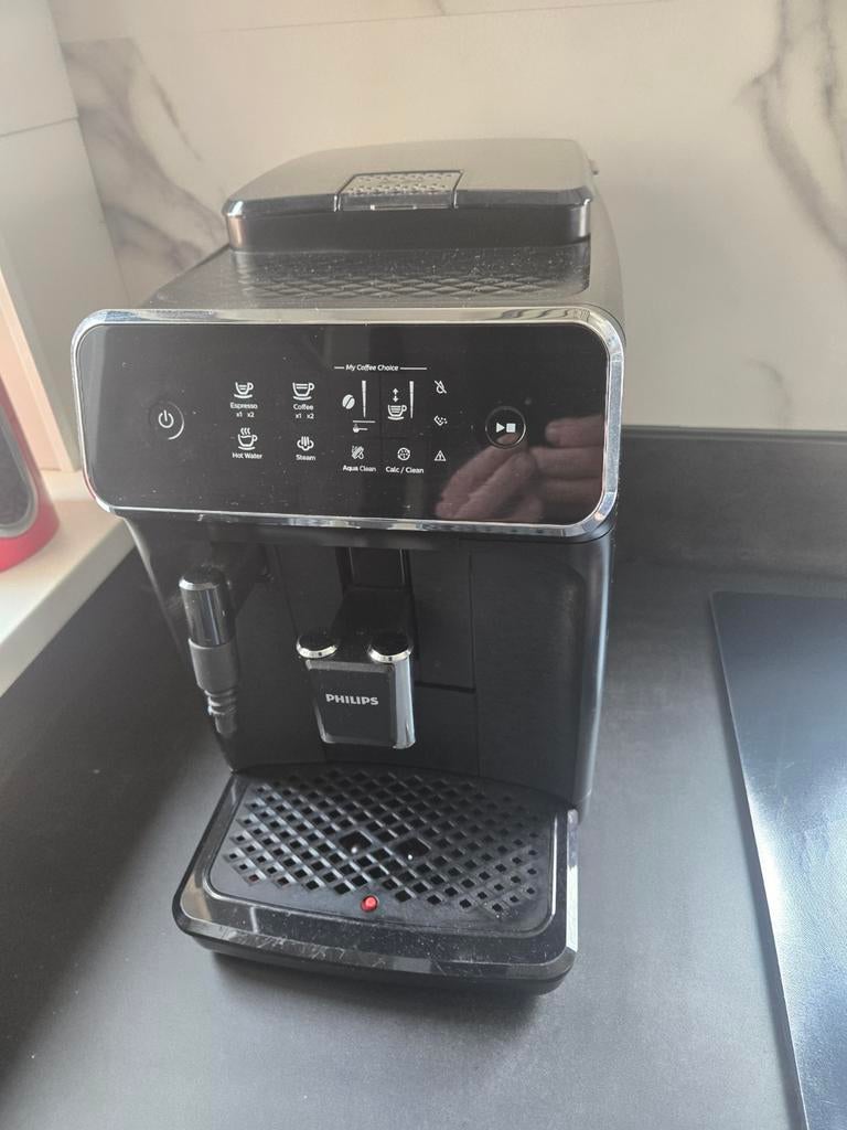 Philips 2200 Serie Volautomatische Espressomachine, Gebruikt, Espresso apparaat, 4 tot 10 kopjes, Afneembaar waterreservoir
