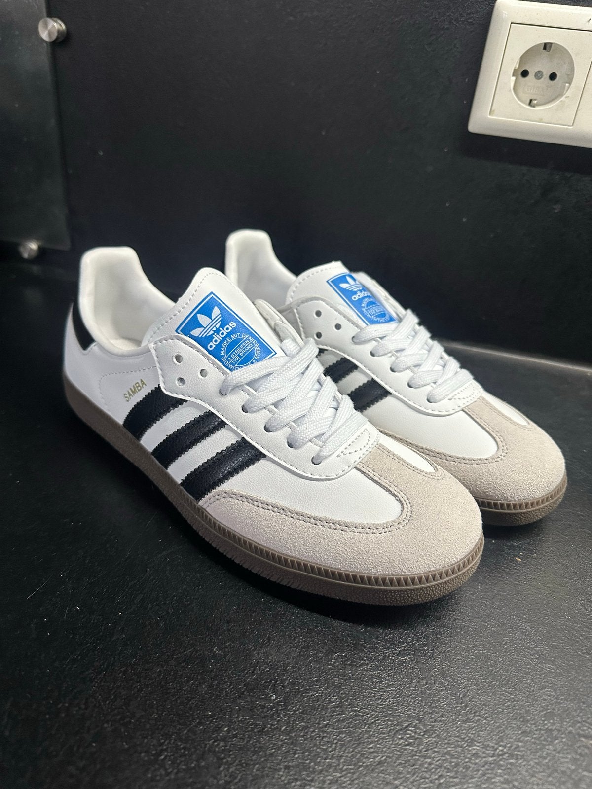Adidas Samba sneakers - Maat 37, Ophalen of Verzenden, Nieuw, Wit, Sneakers of Gympen