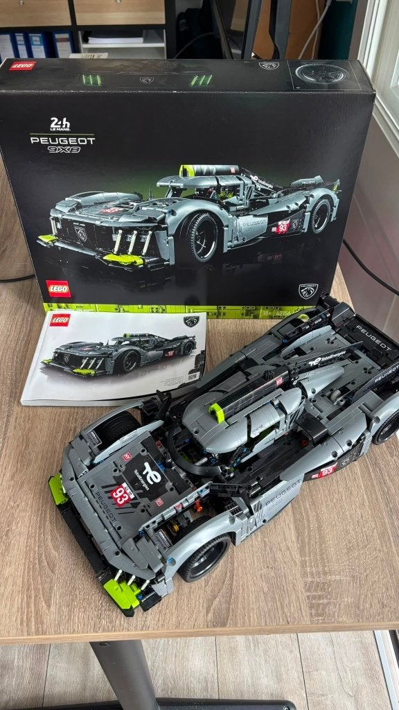 Lego Technic 42156 Peugeot 9x8 24H Le Mans Hybrid Hypercar, Inclusief instructies, Lego, Ophalen of Verzenden, Zo goed als nieuw