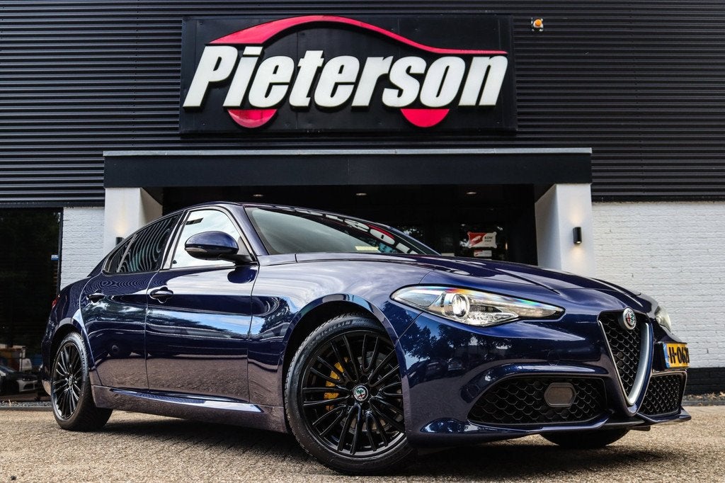 Alfa Romeo Giulia 2.0T Super 1e EIGENAAR VELOCE BTW MEMORY, Auto's, Alfa Romeo, Automaat, 745 kg, Achterwielaandrijving, Euro 6