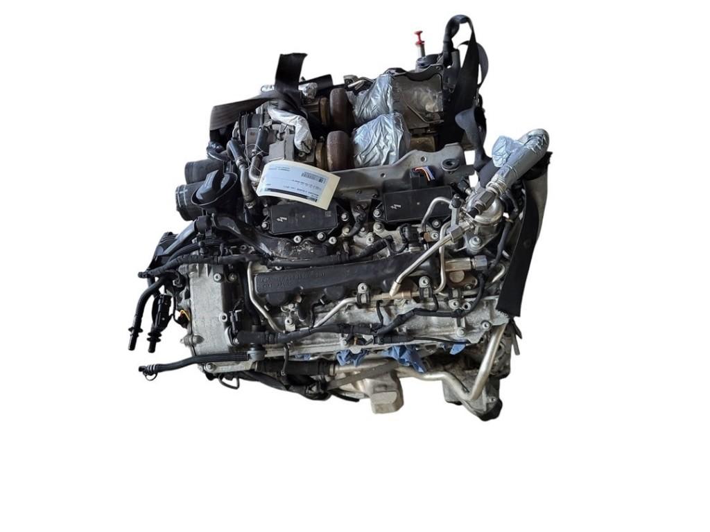 Motor Mercedes-Benz C AMG (C205) 2017 A177010641080, Gebruikt, Mercedes-Benz AG, Mercedes-Benz, Mercedesstraße 120, Stuttgart 70372, , Duitsland