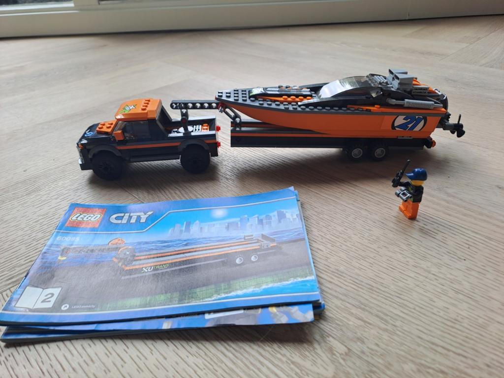 Lego City Powerboot Transport (60085) met instructies, Compleet, Lego, Ophalen of Verzenden, Complete set